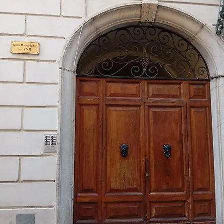 A Palazzo Montani Palmeri Appartamento *